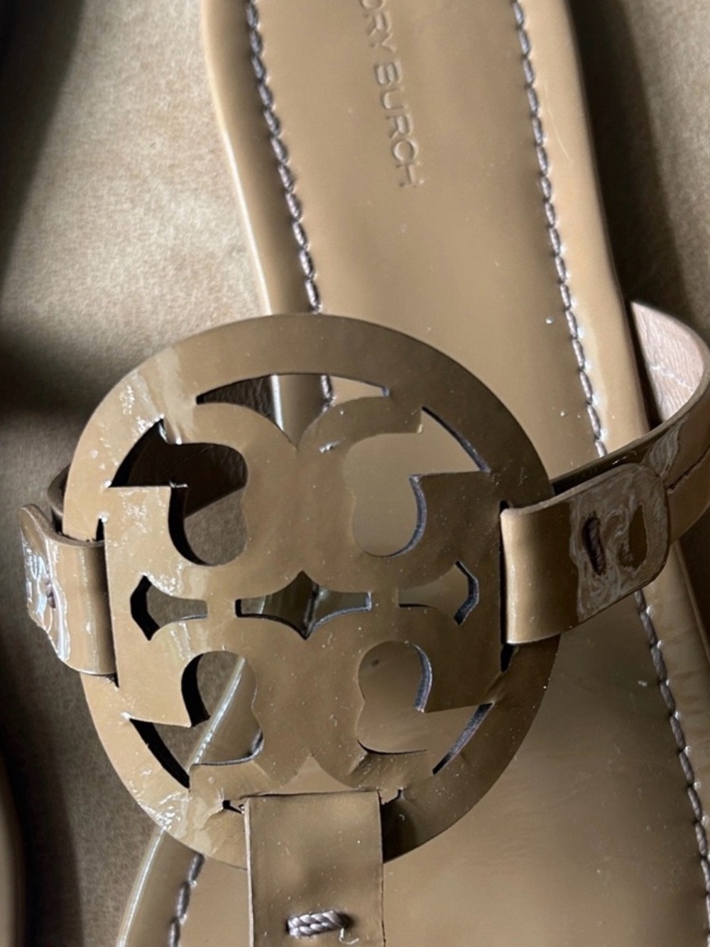 Tory Burch Miller Sandals patent leather - Picture 2 of 5
